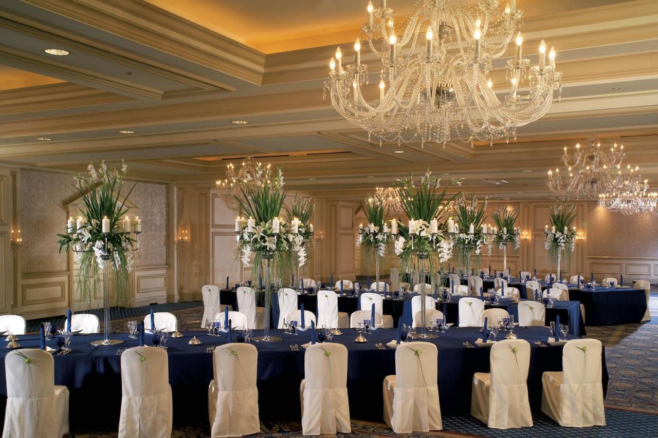 The Ritz-Carlton Osaka Hotel Exterior foto