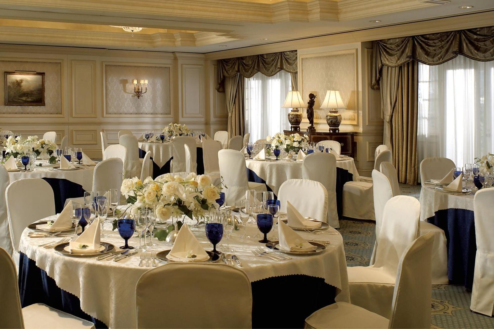 The Ritz-Carlton Osaka Hotel Exterior foto