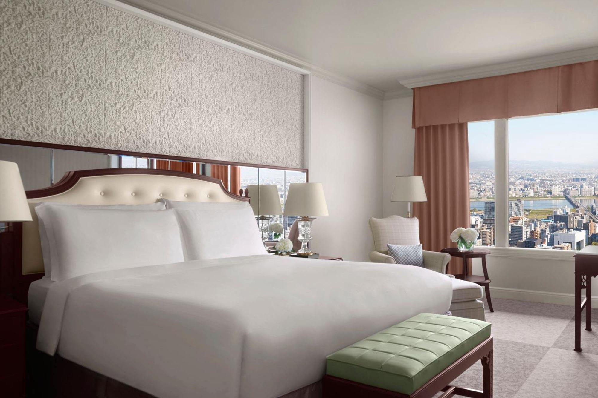 The Ritz-Carlton Osaka Hotel Exterior foto